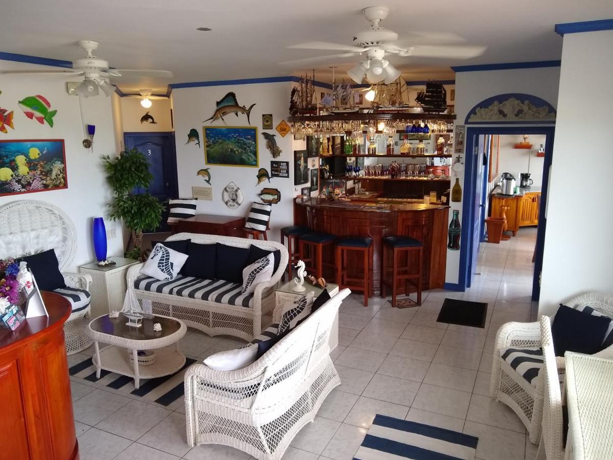 Drake Inn Puerto Villamil Exteriör bild