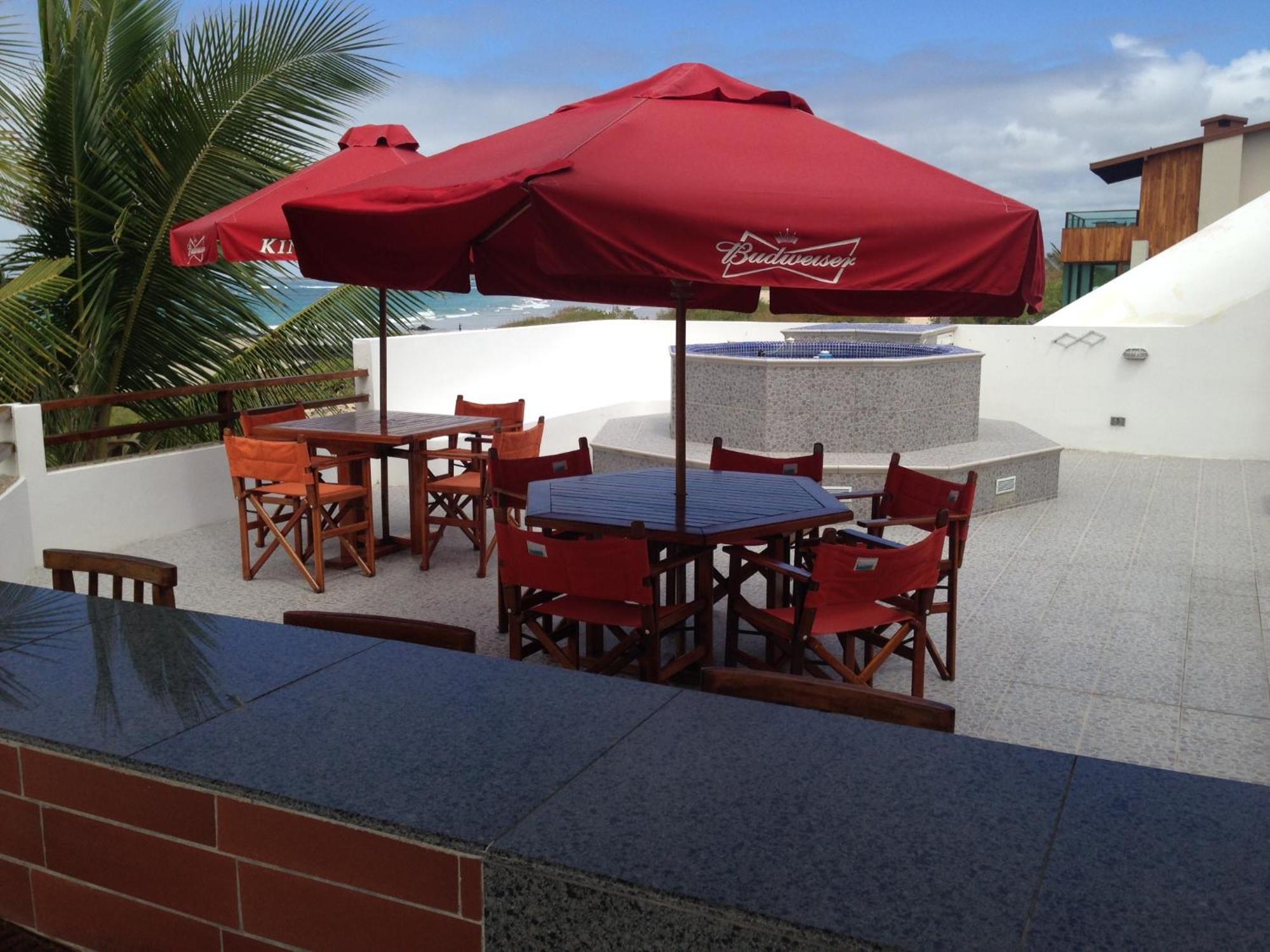 Drake Inn Puerto Villamil Exteriör bild